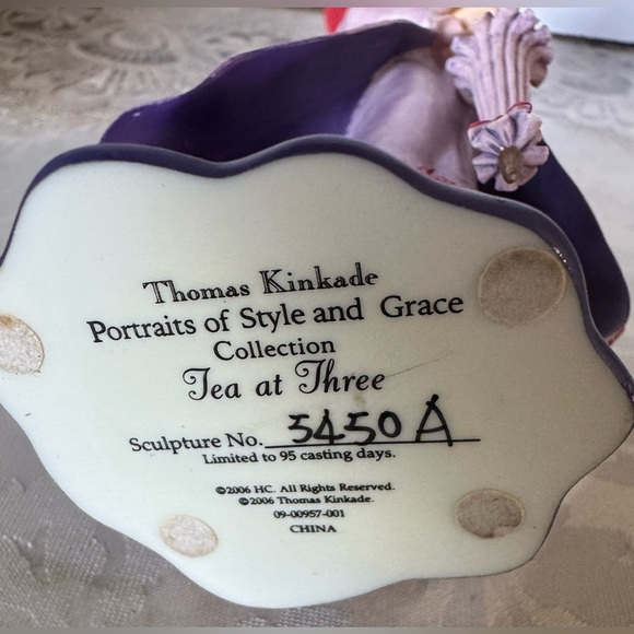 Thomas Kinkade "Tea At Three" figurine from the Portraits of Style and Grace - Picture 7 of 12
